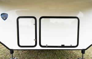 2022 Glamping Keystone Avalanche 5th wheel