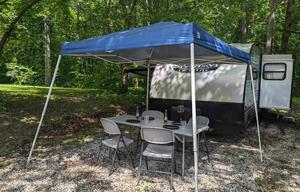 2022 - Sleeps 10! Delivery Available!!
