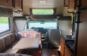 2011 coachman freelander 21qb #2