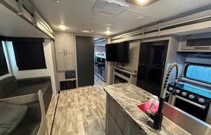 2023 Dutchmen RV Kodiak Ultimate 3321BHSL