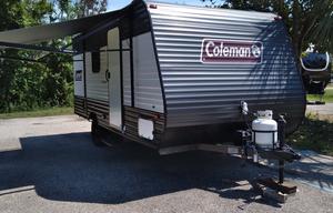 2021 Coleman 17 B Lantern Series (Pearl)