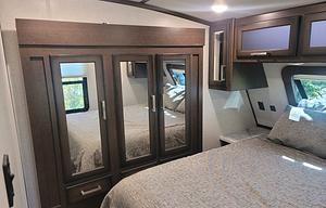 Coastal Couples Dutchmen Atlas Fifth Wheel
