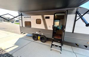 2026 Sunset Park RV Sun-Lite 21BH RV rental photo 1