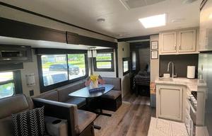 2021 Jayco Jay Flight 28BHS RV rental photo 9