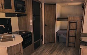 2023 Pioneer BH 270 RV rental photo 9