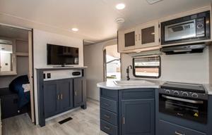 2025 Prime Time RV Avenger LE 21RBSLE RV rental photo 7