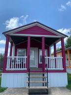 Cypress Bend RV Park /Iowa Bed & Breakfast