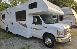 Fireside RV's 2019 Thor Majestic 28A LMI1519