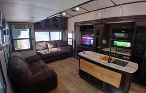 The whole family 2 bedroom + loft