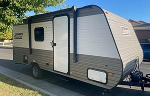 2023 Coleman 17 B Lantern LT