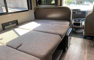 2020 Thor Motor Coach Freedom Elite