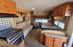 2008 Winnebago Outlook 29B RV rental photo 3