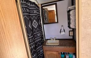 2011 Keystone RV Summerland 2570RL