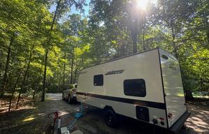 Brand New & Easy Tow Trailer - Dogs Welcome!