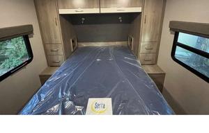 Grand Design Imagine XLS 23BHE upgraded Queen bed!