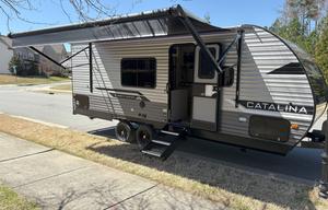 2025 Coachmen RV Catalina Summit Series 8 211BH