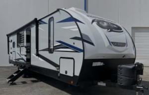 Premium Alpha Wolf Camper Relax, Camp & Unwind