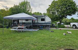 2018 Forest River RV Surveyor 285IKLE RV rental photo 5