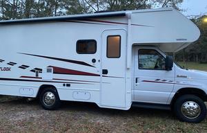 2019 Winnebago Minnie Winnie 22R