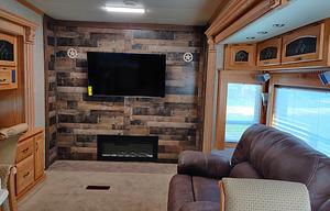 2007 Newmar Kountry Aire 37SBRE