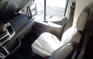 AWD Pet Friendly, Easy to drive even in Snow!