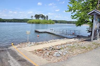 Victoria Day Use Boat Ramp Dock (1)