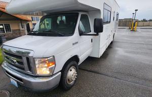 2016 Thor Motor Coach Majestic 28A