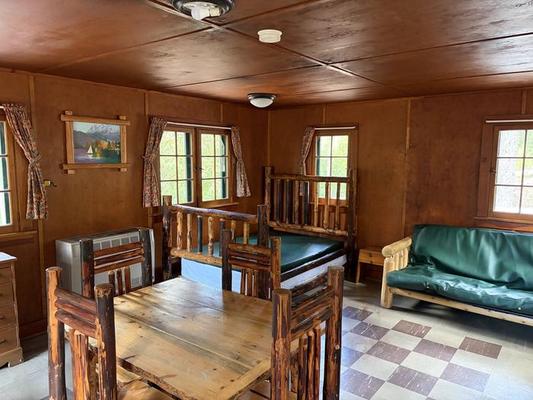 Cottonwood Cabin, Loop: Cottonwood Cabin