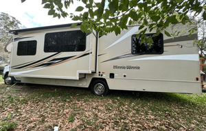 2017 Winnebago Minnie Winnie 31K