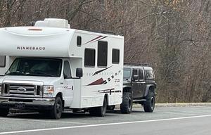 Adventure-Ready 2019 Winnebago Outlook 25J –