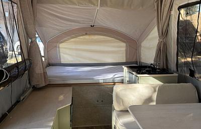 2017 LS Series 1706 RV rental photo 3