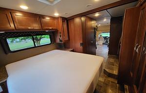 2017 Thor Motor Coach 30FE - ADVENTURE IS CALLING!