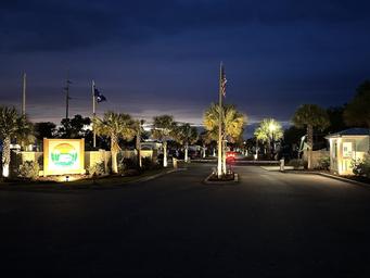 Barefoot RV Resort Entrance