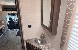 2020 Jayco Melbourne 24L RV rental photo 22