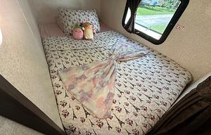 2018 Jayco Jay Flight 27BHS RV rental photo 6