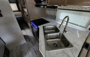 2022 Thor Motor Coach Freedom Traveler 32A