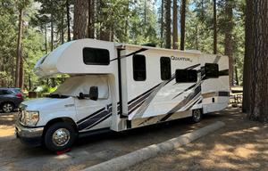 2022 Thor Quantum LC28