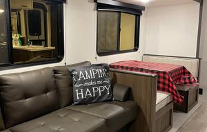 Sweet Pea II - 2026 Bunk House with Camp King Bed
