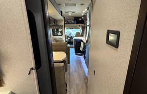 2021 Dynamax FORCE HD 34KD HD RV rental photo 23