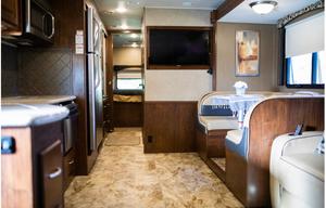 2016 Coachman Mirarda in Tampa Florida