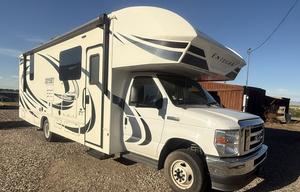 Easy-to-Drive Family RV | Entegra Odyssey 27U