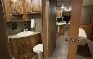 Beautiful Bay Star - Huge Floor Plan!