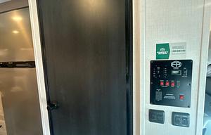 S16 2027 Sunseeker - Compact - No Slide Outs