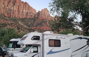 2011 Four Winds RV Chateau 31B RV rental photo 1