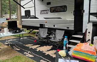 2022 Dutchmen RV Coleman Lantern LT Series 262BH RV rental photo 2