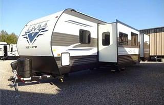 Cute & Sassy with lots of Space