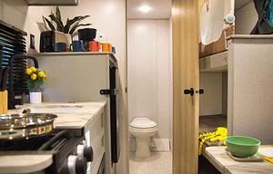 Bunk Beds!  Easy Tow! Sleeps 4 or 5! GWTX 1442