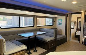 New RV. Sleeps 9! Unlimited Miles! Generator.