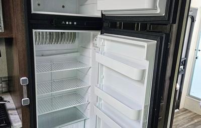 2019 Jayco Jay Flight 28BHBE RV rental photo 3