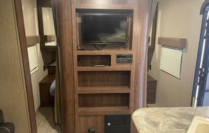 2017 Dutchmen RV Coleman Lantern Series 263BH